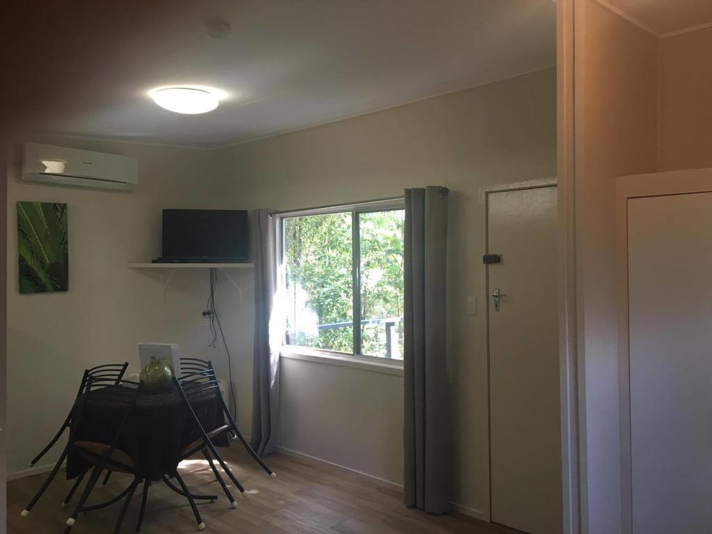 Mapleton Cabins&Caravan Park Buitenkant foto