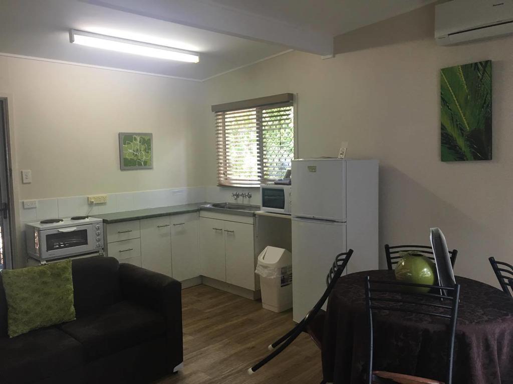 Mapleton Cabins&Caravan Park Buitenkant foto