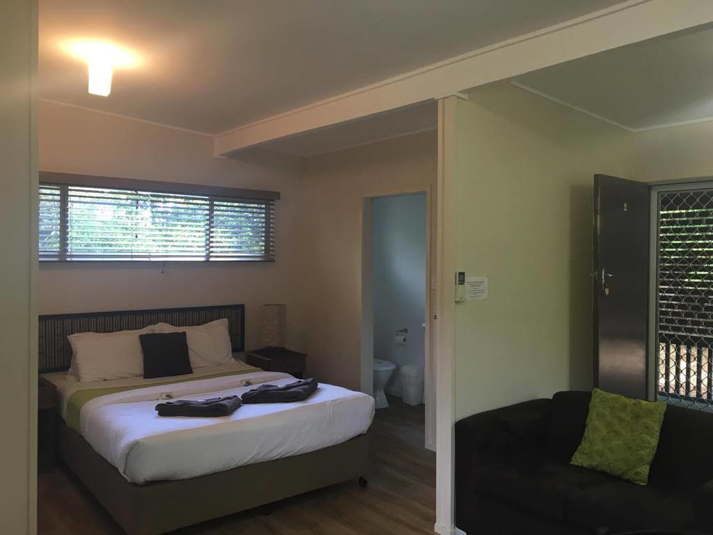 Mapleton Cabins&Caravan Park Buitenkant foto